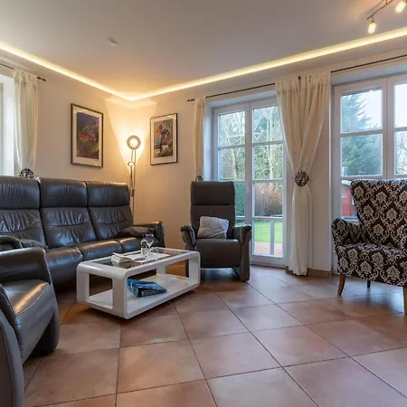 Holiday home Doppelhaushaelfte In St Peter-ording *